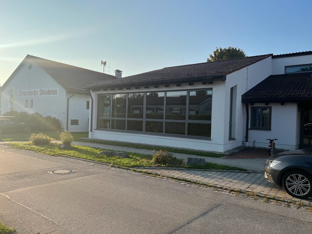  Außenansicht Mullewapp - Kindertageseinrichtungen der Gemeinde Vilsheim Illustration 